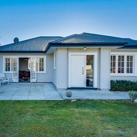 Gem On Gillean - Havelock North Holiday Home Екстериор снимка